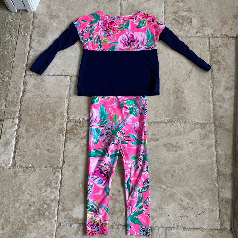Lilly Pulitzer Pause for a Cause Print Outfit Top and Leggings Set (Size 5)